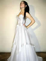 Vestidos de Fiesta - Foto N�:11 de LILA FERNANDEZ - T�tulo: Vestido de Novia