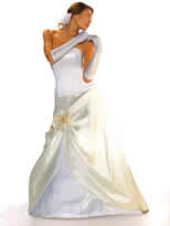 Vestidos de Fiesta - Foto N�:23 de LILA FERNANDEZ - T�tulo: Vestido de Novia
