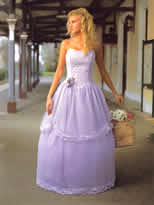Vestidos de Fiesta - Foto N�:27 de LILA FERNANDEZ - T�tulo: Vestido de 15 A�os