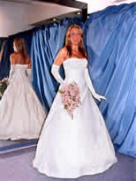 Vestidos de Fiesta - Foto N�:6 de VANINA ANDR� - T�tulo: Novia
