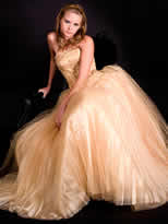 Vestidos de Fiesta - Foto N�:1 de SOLO QUINCE Vestidos de 15 tem�ticos - Vestidos para Quincea�eras. - T�tulo: Quncea�eras