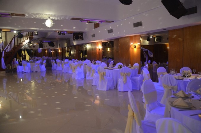 Salones de Fiesta - Foto N: 5 de salones de fiesta de Hotel Cuatro Reyes - Casamientos