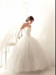 Vestidos de Fiesta - Foto N�:600 de ESTELA VAZQUEZ Alta Costura - T�tulo: Vestido de Novia