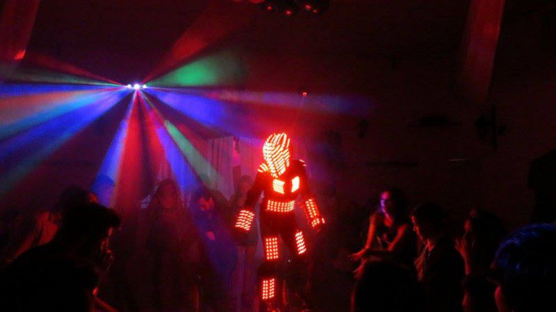Shows y Animacin - Foto N:  de shows y animacin de Elite Show  - Lumnicos - 1 Robot Led 