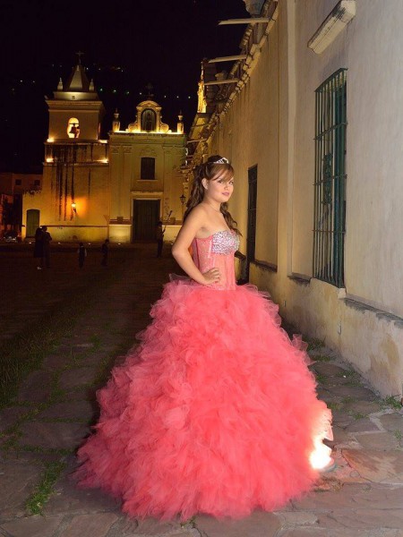 Vestidos de Fiesta - Foto N: 4 de vestidos de fiesta de Sovia  - Noche de Ensueo