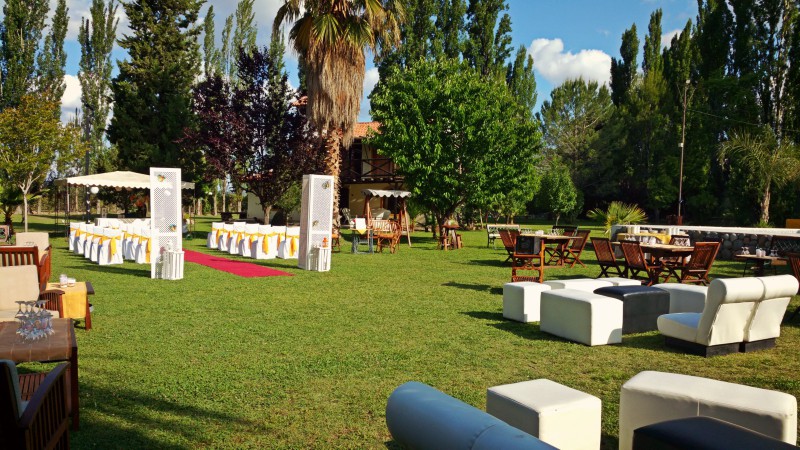 Salones de Fiesta - Foto N: 2 de salones de fiesta de Quinta Palma Cabaas & Eventos - Saln + Catering sin Mariscos