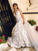 Vestidos de Fiesta - Foto N�:8 de MAISON NURIEL - T�tulo: Vestido de Novia