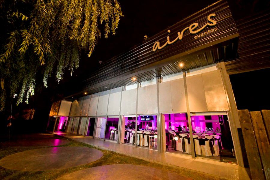 Salones de Fiesta - Foto N�: 5 de salones de fiesta de Sal�n Aires Eventos - Sal�n para Fiestas de 15